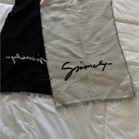 Givenchy Unisex Wool Silk Signature Scarf - Picture 2 of 5